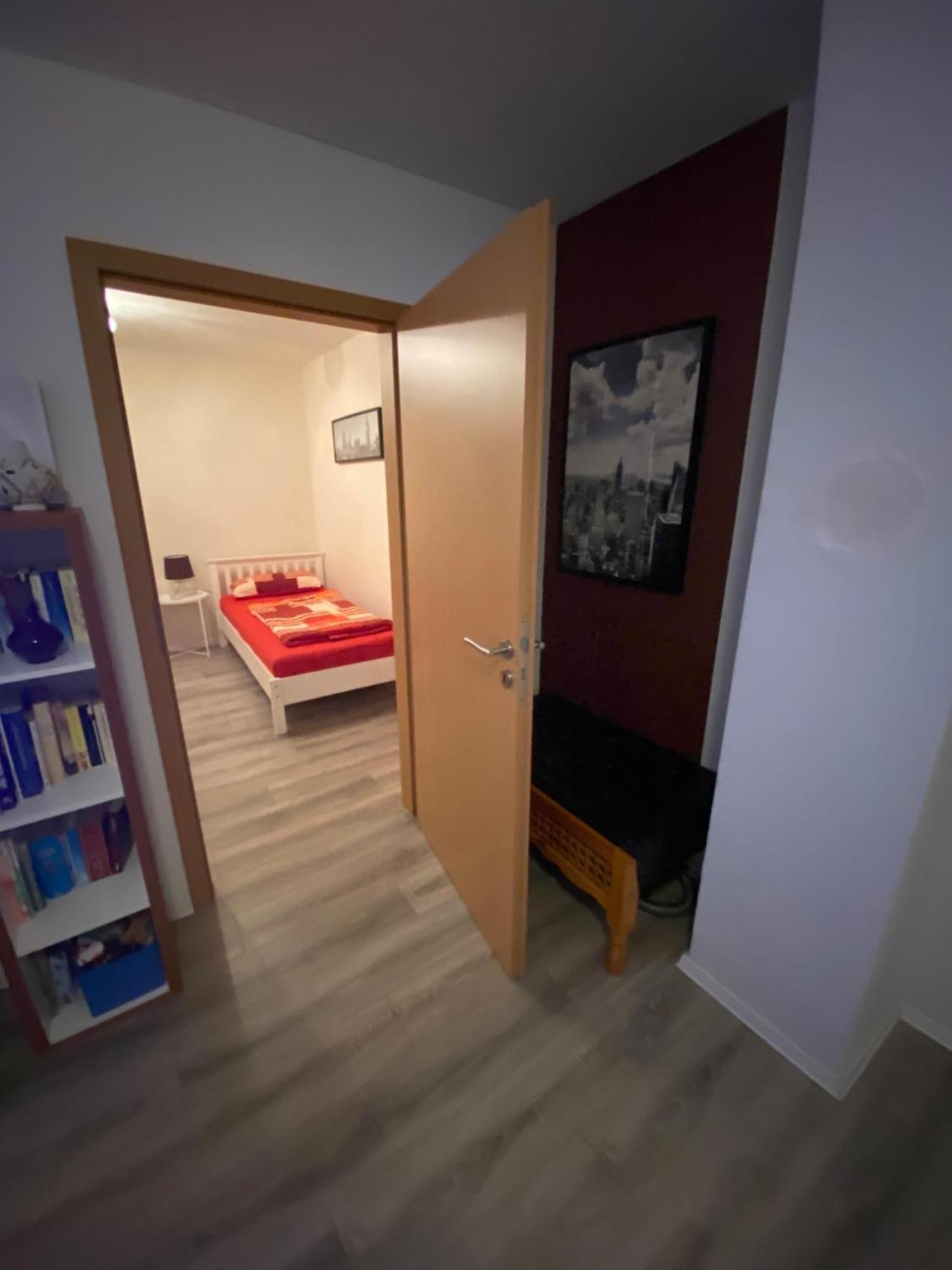 Ferienwohnung - Monteurwohnung Familie Houri Neupotz Esterno foto